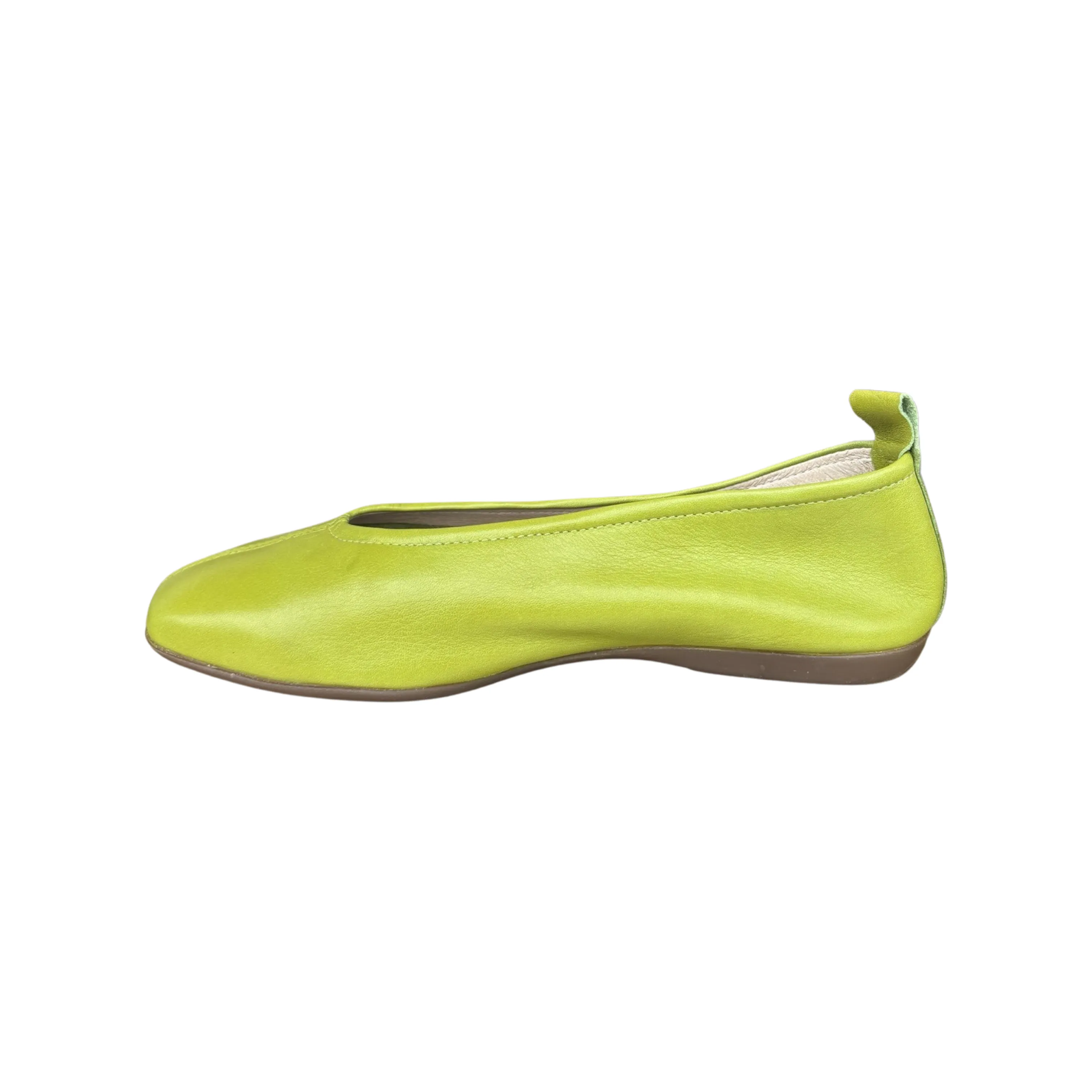 A8661 Apple Ballet Flat