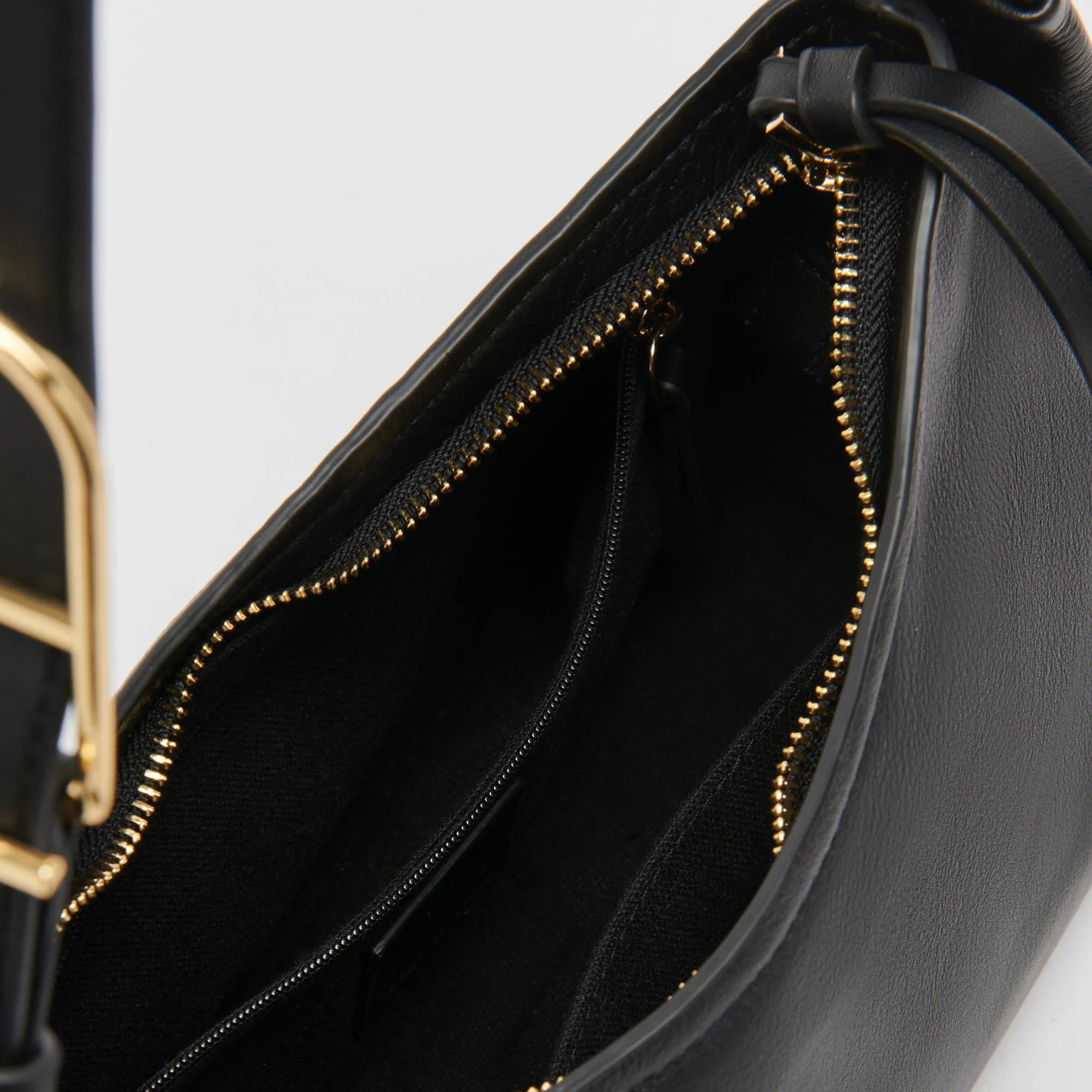 AUDRI SHOULDER BAG BLACK LEATHER