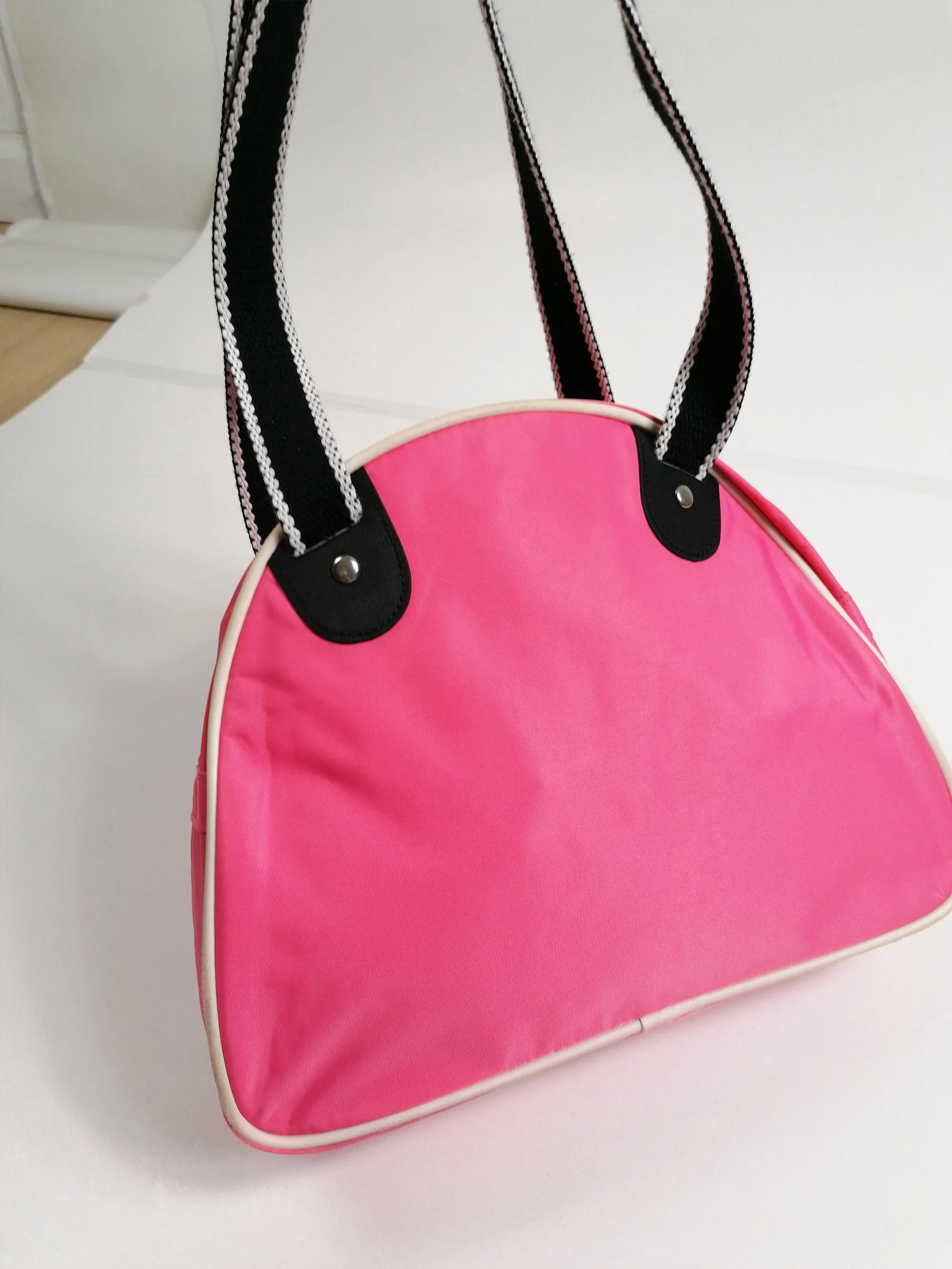 NIKE Vintage 90's Y2K Just Dance Small Pink Bag